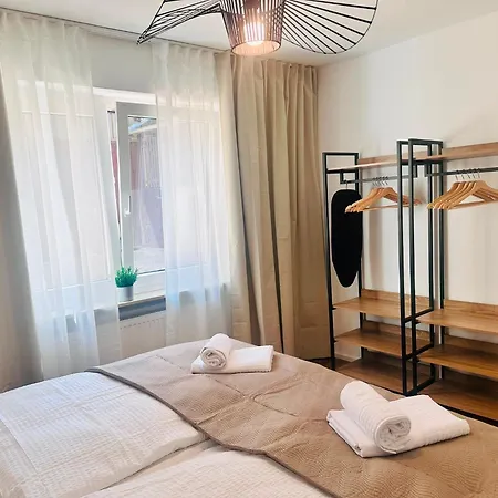 C&s Living I Radweg I Terrasse I Kueche I Parkplatz I Modern Daire *