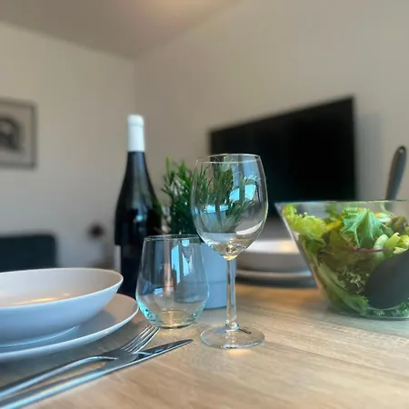 Daire C&s Living I Radweg I Terrasse I Kueche I Parkplatz I Modern *